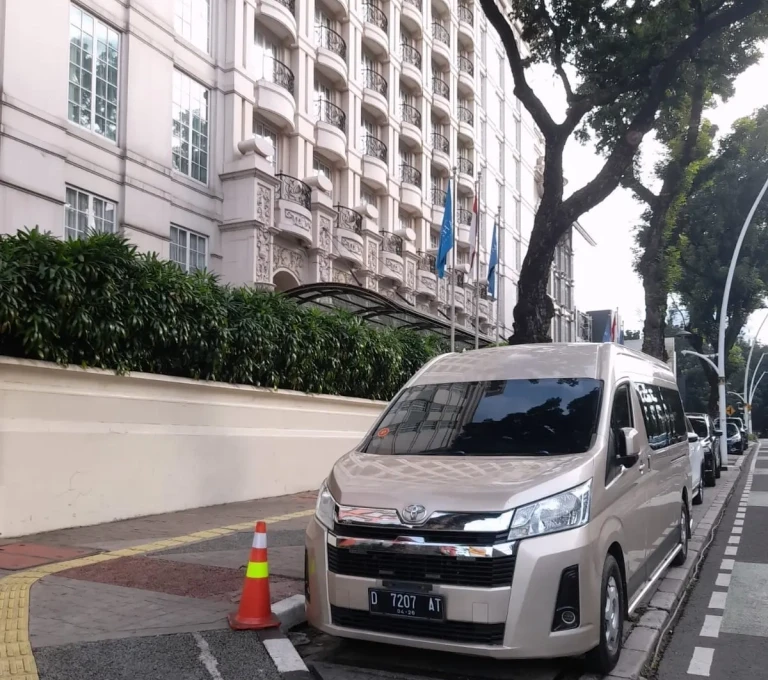 Agra Rental: Pilihan Sewa Hiace Jakarta Terbaik 2025